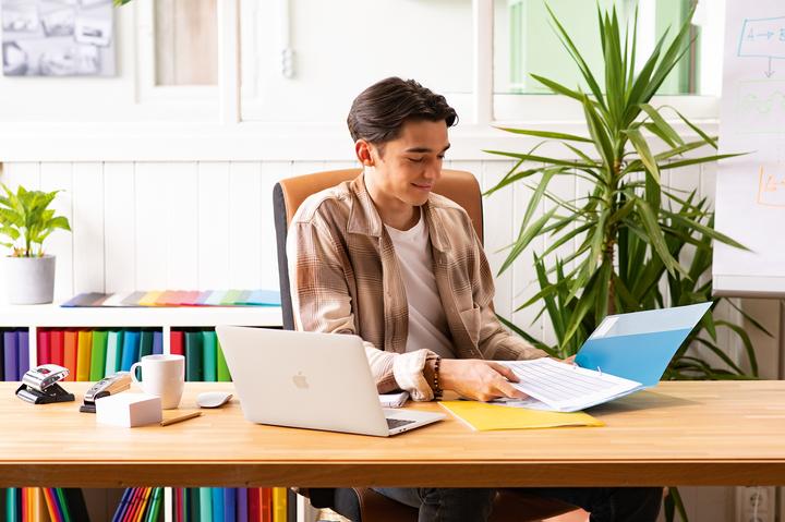 Produktbild HERMA Schnellhefter A4 Transluzent (A4, 1x)