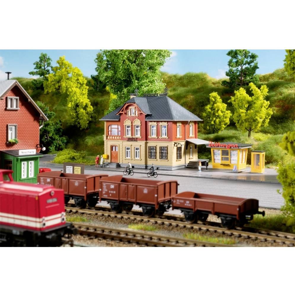 Auhagen TT Set Bahnhof Neschwitz