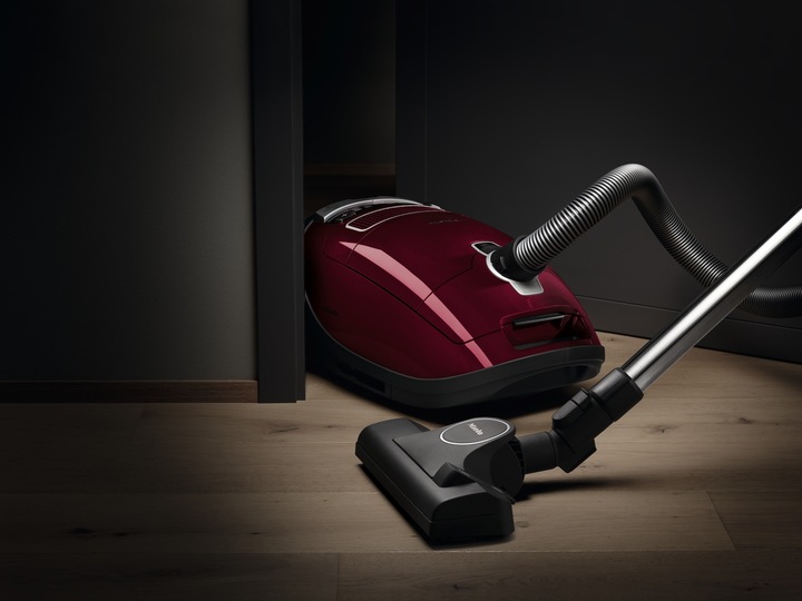 Actual product image Miele Complete C3 Active