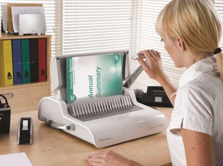 Image du produit Fellowes Relieuse Pulsar+ avec Rangement (Reliure plastique en peigne)