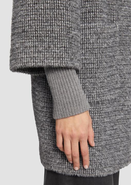 Produktbild S.Oliver Outdoor-Mantel Flauschiger Mantel mit Strickbündchen am Ärmel (34)