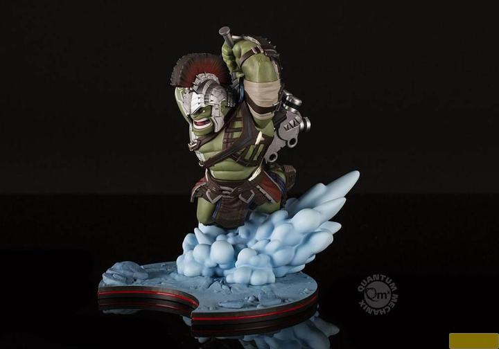 Actual product image Quantum Mechanix Thor Ragnarok diorama Q-Fig MAX Hulk 18 x 14 cm