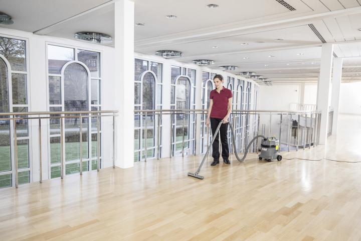 Actual product image Kärcher Professional NT 22/1 Ap Te L (Wet dry vacuum cleaner)