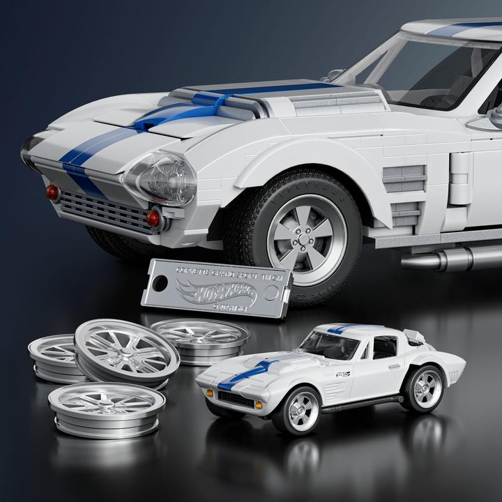 Actual product image Mattel Brick Shop Elite Series Corvette Grand Sport