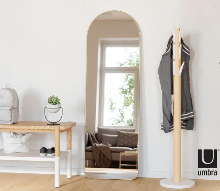 Actual product image Umbra Hubba (58 x 13 x 166 cm)
