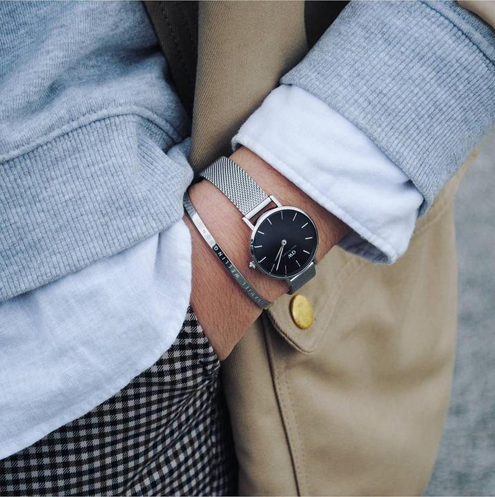 Image du produit Daniel Wellington Classic Petite Sterling (Montre analogique, 28 mm)