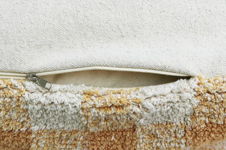 Produktbild Lorena Canals Sitzpouf Vichy Honey