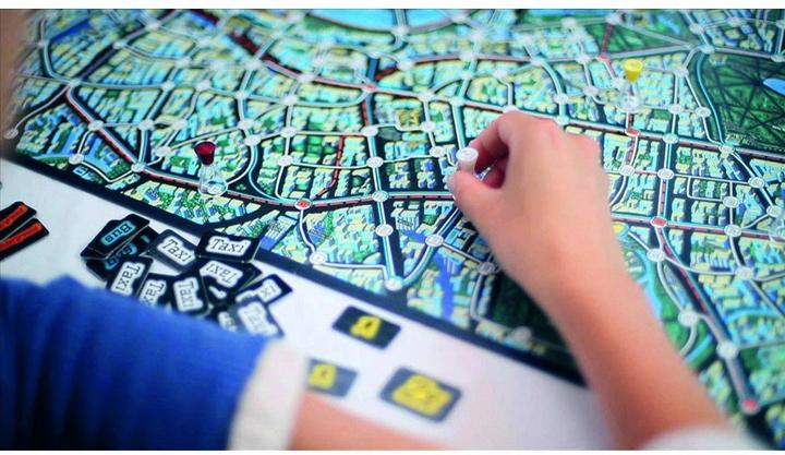 Actual product image Ravensburger Scotland Yard (German, French, Italian, English)