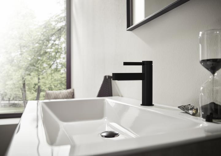 Produktbild hansgrohe FINORIS 110 Waschtisch Armatur, mit Push-Open Ablaufgarnitur, mattschwarz