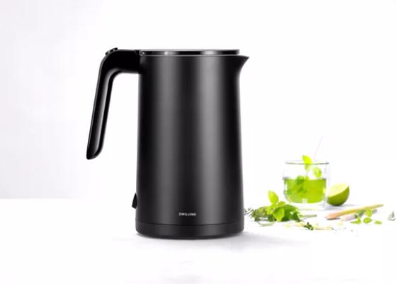 Productafbeelding Zwilling Enfinigy zwarte waterketel, 1.0 lt. - CH stekker (1 l)