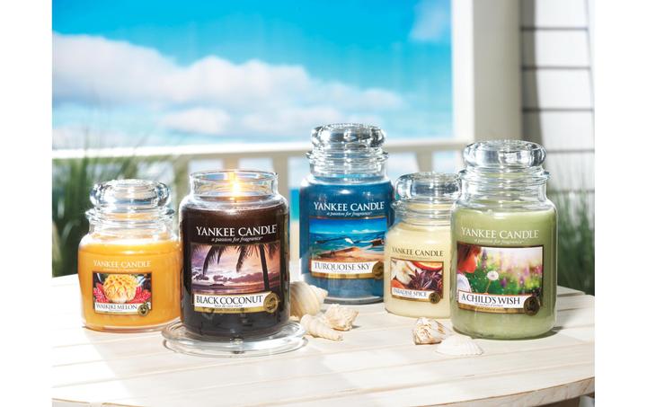 Actual product image Yankee Candle Black Coconut (411 g)