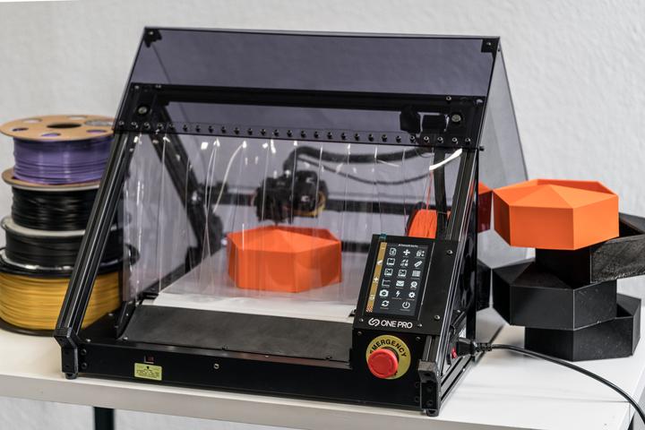 Actual product image iFactory3D One Pro Enclosure