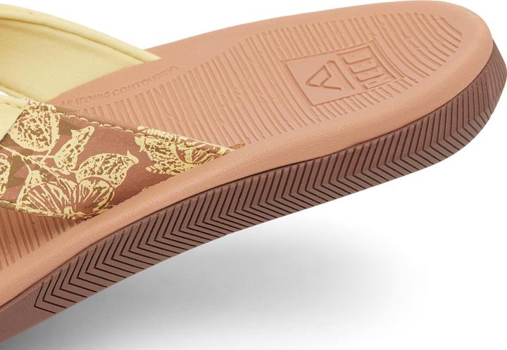 Actual product image Reef Women's Santa Ana (37.5)