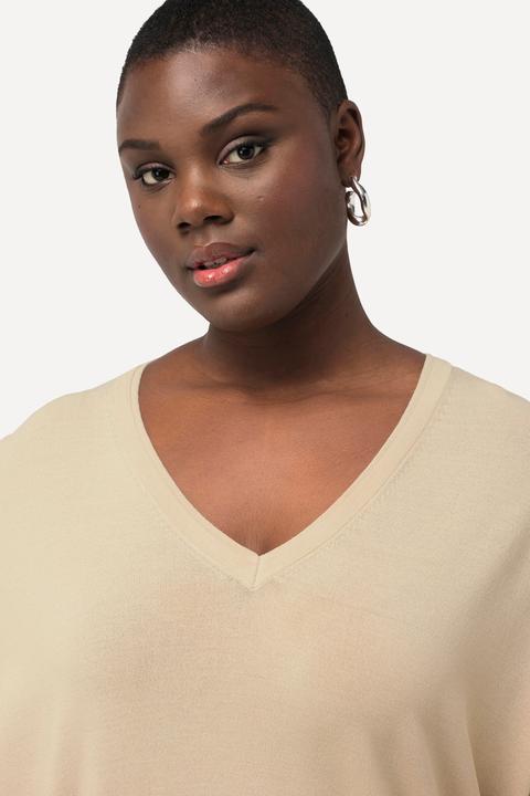 Immagine prodotto Ulla Popken Maglia con tencel, seta, scollo a V e mezze maniche (46, 48)