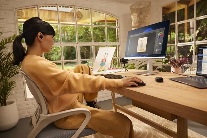 Image du produit HP 715 (Filaire, Sans fil)