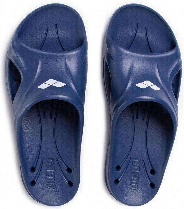 Water shoes