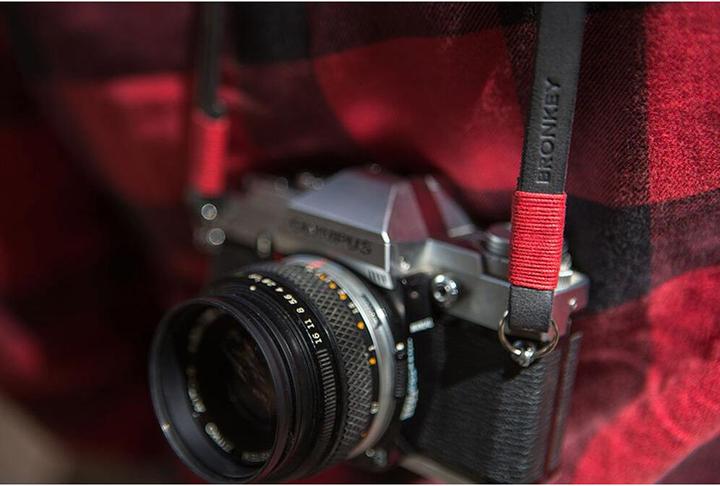 Image du produit Bronkey Tokyo 101 - Schwarz & Rot, 95 cm Leather strap, 95 cm