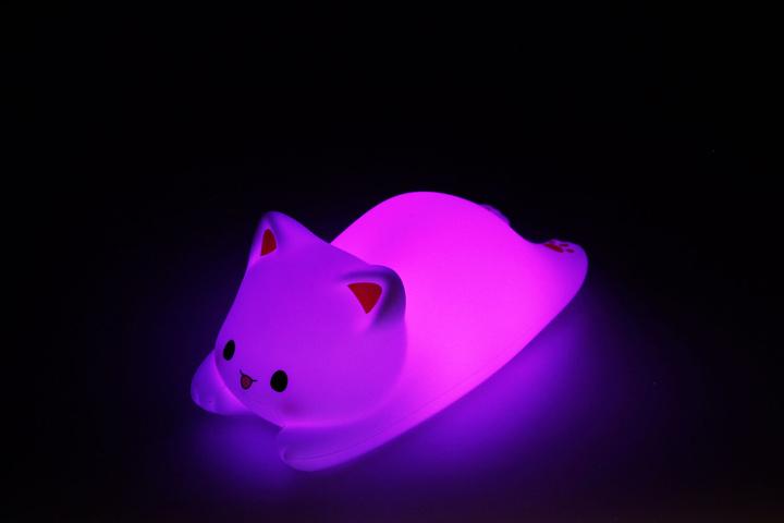 Actual product image Winkee - Sleepy Cat Night Light - Compact