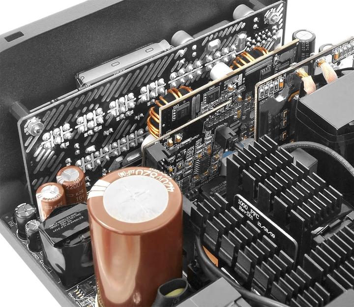 Actual product image Thermaltake Toughpower GF3 (1000 W)