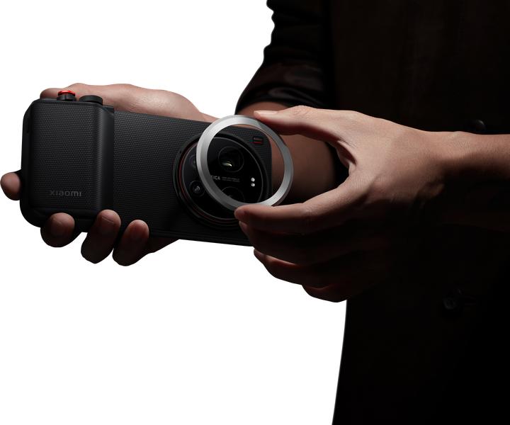 Productafbeelding Xiaomi 17 Ultra fotografie kit Pro černá / fotogrip pro 17 Ultra / baterie 2000 mAh