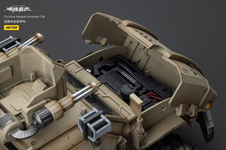 Produktbild Joy Toy Hardcore Coldplay Fahrzeug 1/18 Cyclone Assauit Armored Car