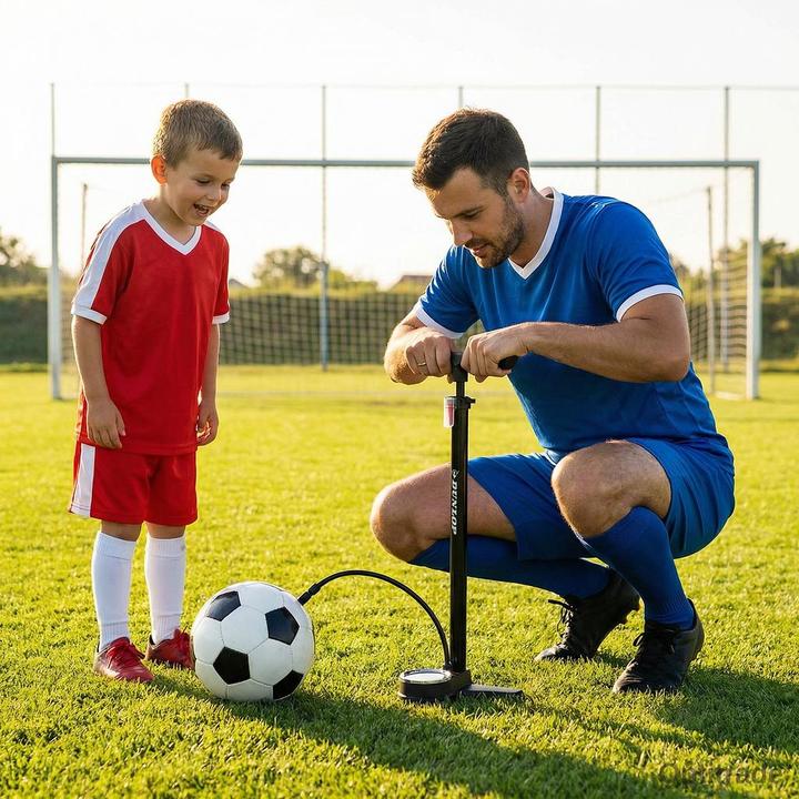 Actual product image Dunlop Floor pump with pressure indicator