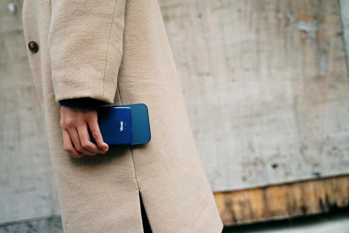 Produktbild Vinnic MANA Magnetic Wireless Powerbank 8.000mAh, clay (8000 mAh, 20 W, 30.80 Wh)