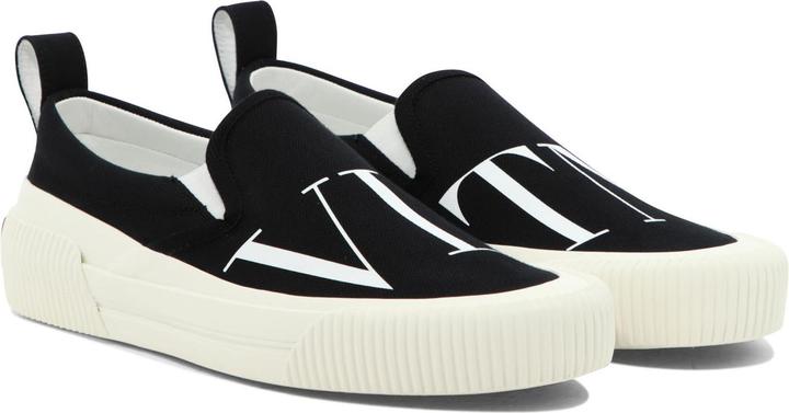 Actual product image Valentino "VLTN" slip-on (43)