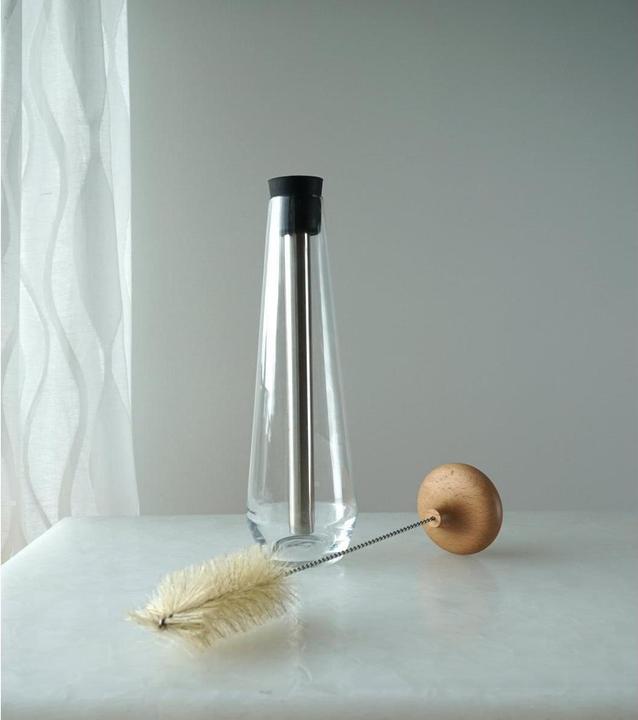 Produktbild Born in Sweden Flaschenbürste aus Holz im skandinavischen Design, 35 cm (1 Stk.)