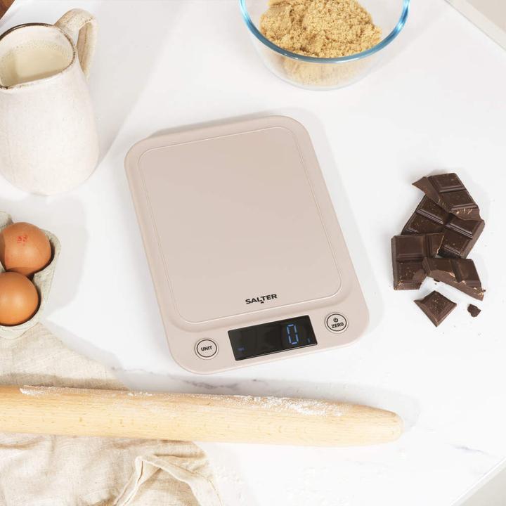 Actual product image Salter 1067 TFXEU12 Digital Kitchen Scale â Cream