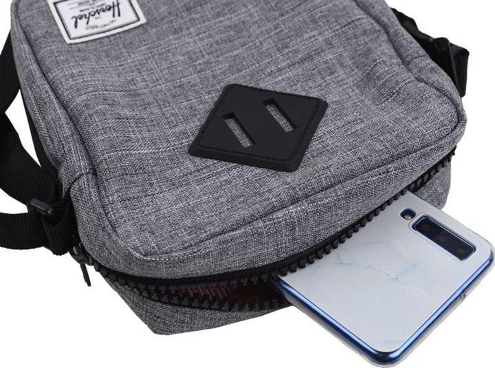 Actual product image Herschel Heritage Crossbody Raven Crosshatch