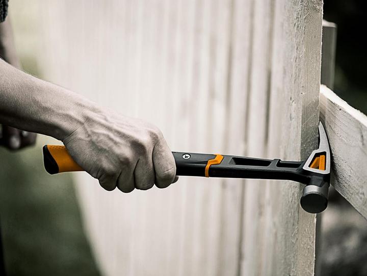 Image du produit Fiskars Marteau Isocore à usage général 570g (20oz) (570 g)