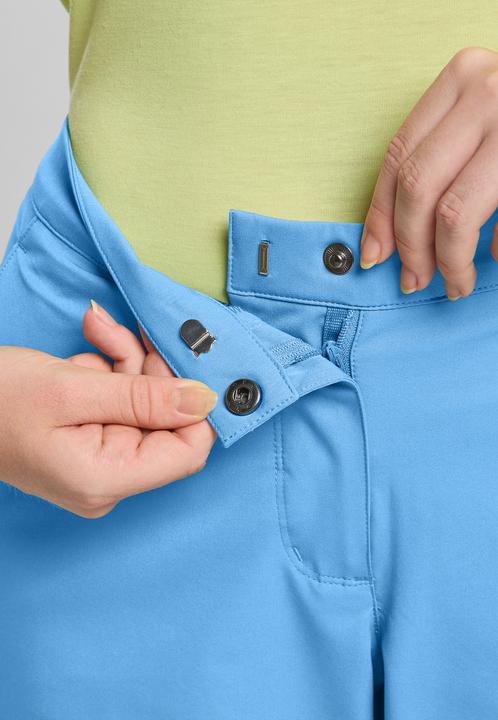 Actual product image Jack Wolfskin Hiking Alpine Short W (44)