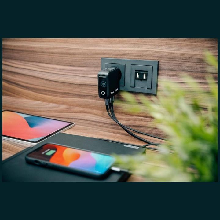 Produktbild Verbatim Mini GaN Charger 3 Port 100W w Display (EU/UK/US) (100 W, 3 Ports)