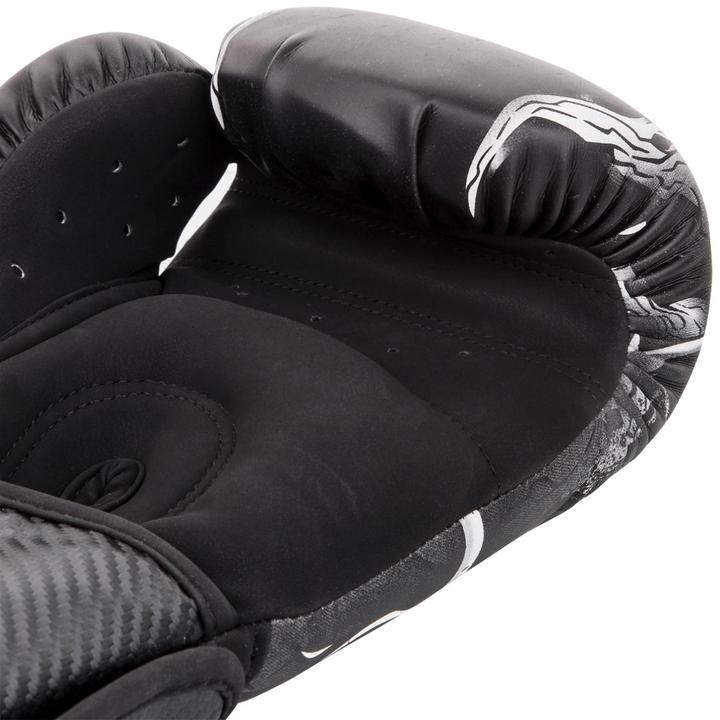 Produktbild Venum Boxhandschuhe Dragon’s Flight – Schwarz – 16 oz (16 OZ)