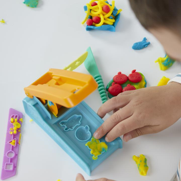 Actual product image Play-Doh Fun Factory Starter Set