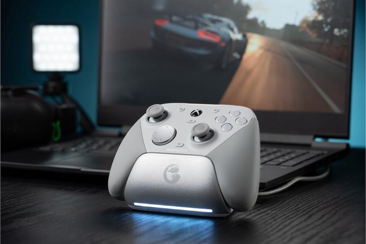 Produktbild Gamesir Controller G7 Pro wireless weiss XBOX