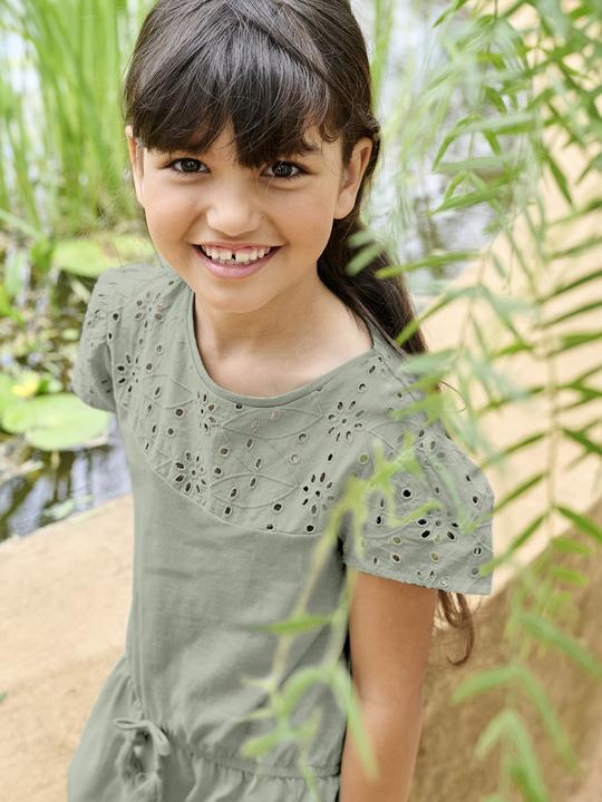 Image du produit Vertbaudet Mädchen Kleid mit Lochstickerei (98)