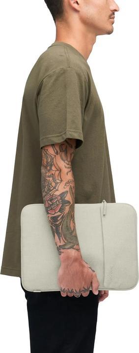 Actual product image Incase Crosstown Sleeve for 14-inch Laptop - Limestone (14", Universal)