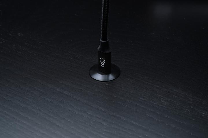 Actual product image Ochno Socket - USB-C outlet w. locking screw 1m cable in Black (1 m, USB 3.2 Gen 2)