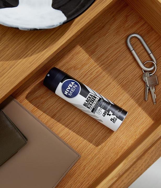 Produktbild NIVEA MEN BLACK & WHITE INVISIBLE deo vapo 200 ml (Spray, 200 ml)