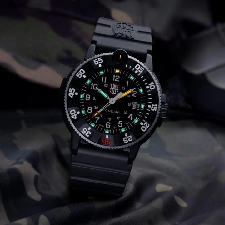 Image du produit Luminox Original Navy Seal 3000 Heritage (Montre analogique, Swiss Made, 43 mm)