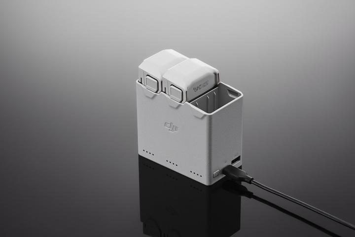 Immagine prodotto DJI Hub di ricarica a due vie (Caricabatterie per droni, DJI Mini 4 Pro, DJI Mini 3 Pro, DJI Mini 3)