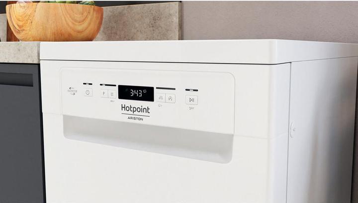 Actual product image Hotpoint HSFC 3T127 C Dishwasher Free installation 10 place settings E
