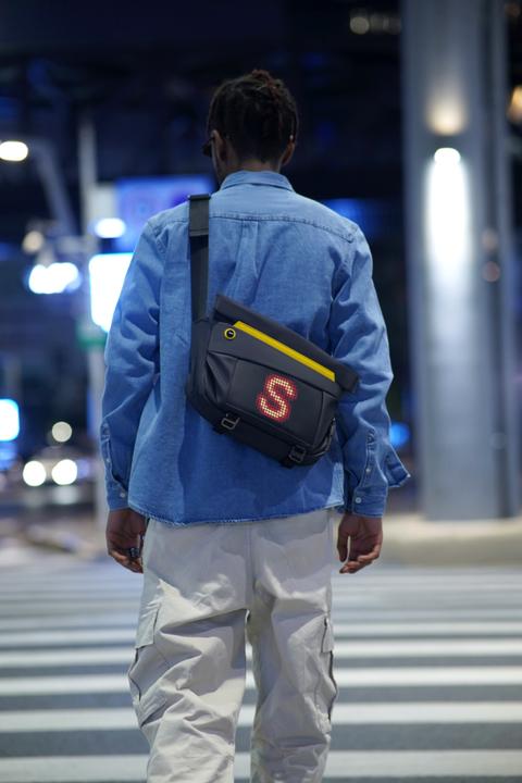 Produktbild Divoom Slingbag-Vblack (Fotokoffer)