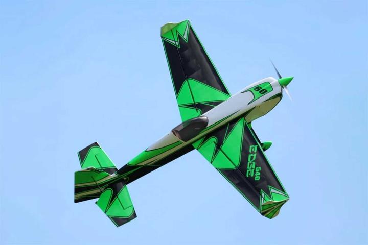 Image du produit OMPHobby OMP Edge 540 60" ARF - Grün 1,52m (Voltige)