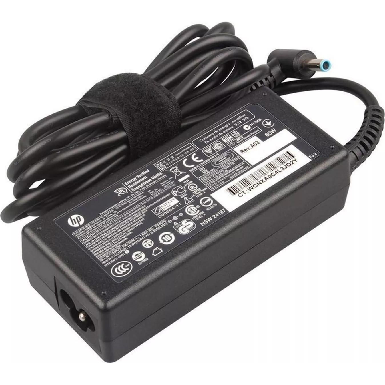 HP . AC Adapter 65W Smart 4.5Mm (65 W), Notebook Netzteil, Schwarz