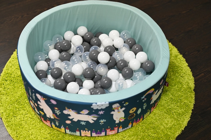 Produktbild Knorrtoys Bällebad soft - "Unicorn petrol" - 150 balls grey/white/transparent (7 cm)