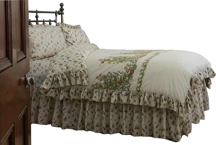 Actual product image Belledorm Bedspread Bella Mae