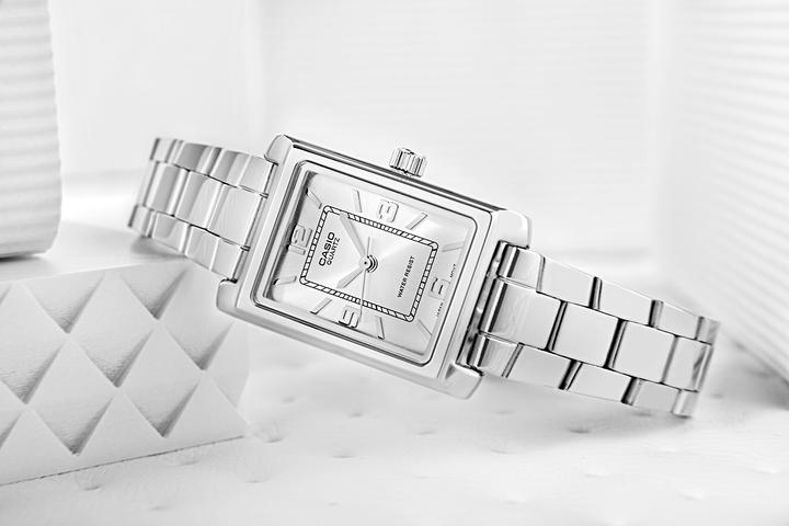 Produktbild Casio Damenuhr LTP-1234DD-7ADF + BOX